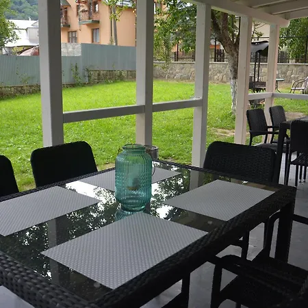 Bukovets' Πανσιόν